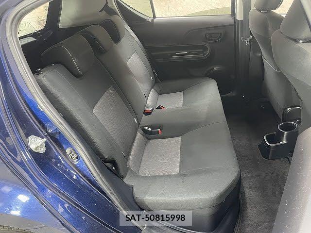 Toyota AQUA 2020-08 3764993-4