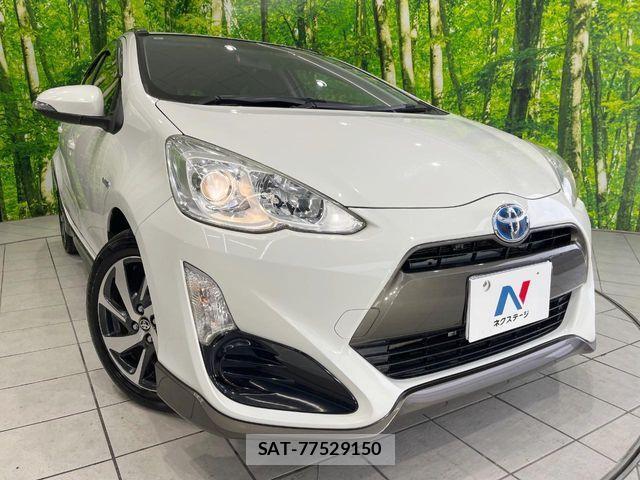 Toyota AQUA 2015-08 4038216-11