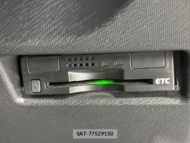 Toyota AQUA 2015-08 4038216-4