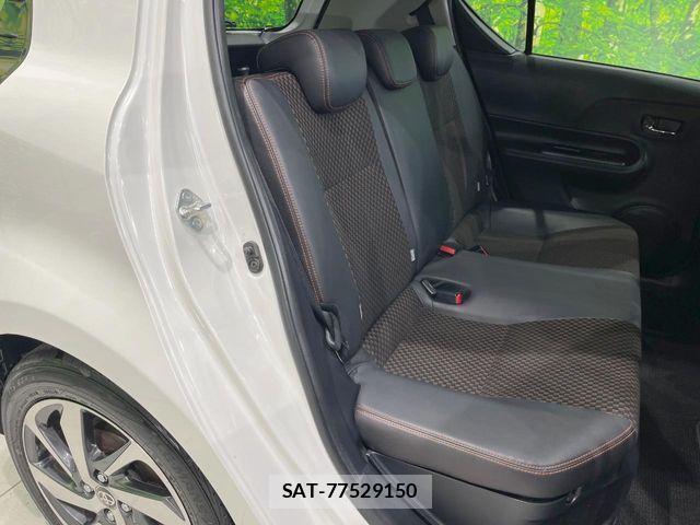 Toyota AQUA 2015-08 4038216-8