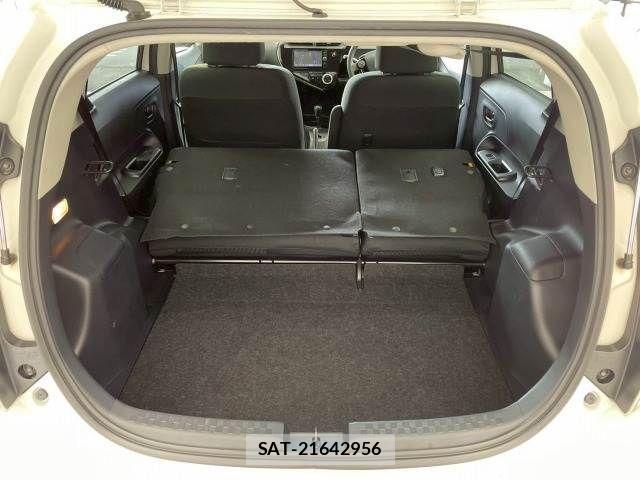 Toyota AQUA 2018-05 4138489-10