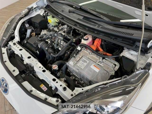 Toyota AQUA 2018-05 4138489-19