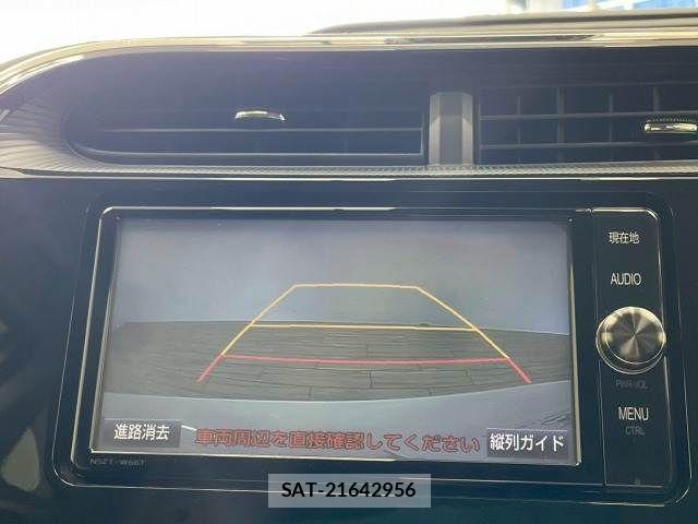 Toyota AQUA 2018-05 4138489-3