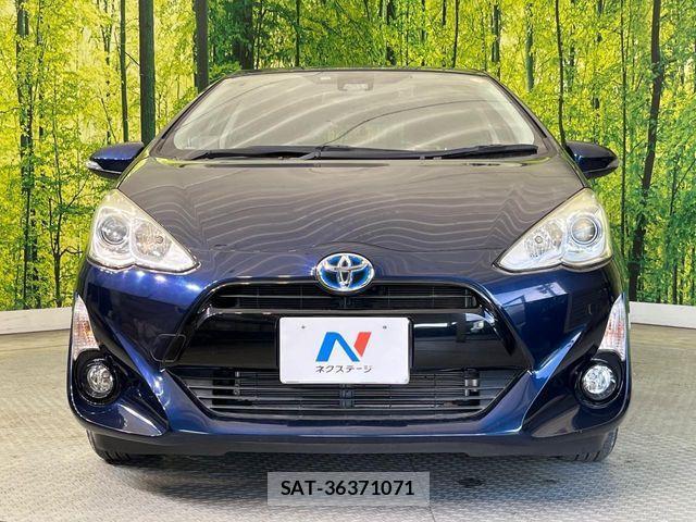 Toyota AQUA 2016-11 4174449-13