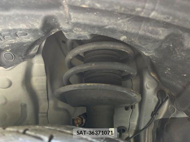 Toyota AQUA 2016-11 4174449-19