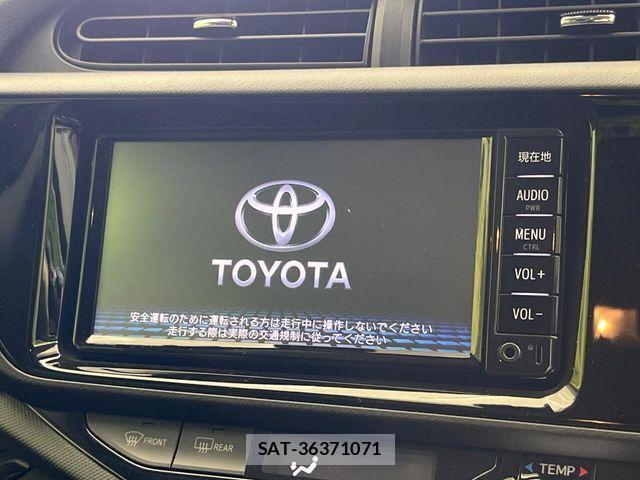 Toyota AQUA 2016-11 4174449-2