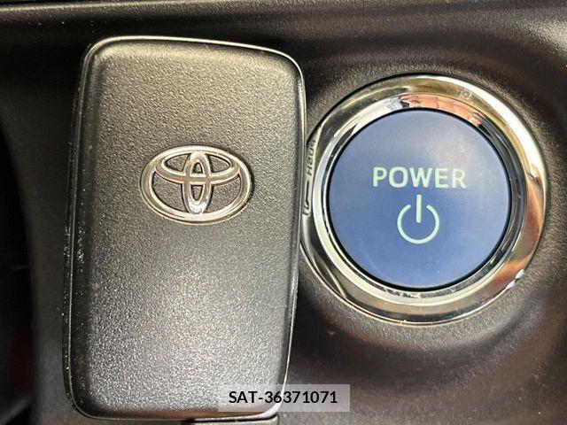 Toyota AQUA 2016-11 4174449-5