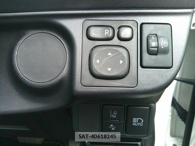 Toyota AQUA 2021-02 4239556-12