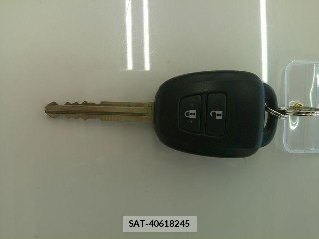 Toyota AQUA 2021-02 4239556-6