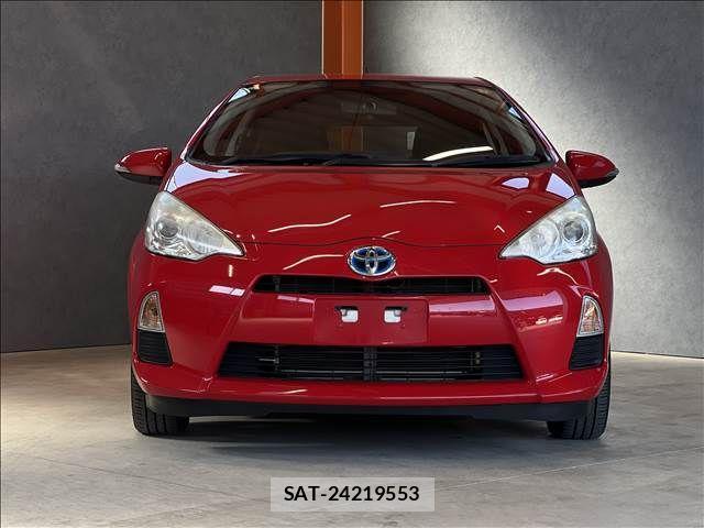 Toyota AQUA 2013-11 4751156-7