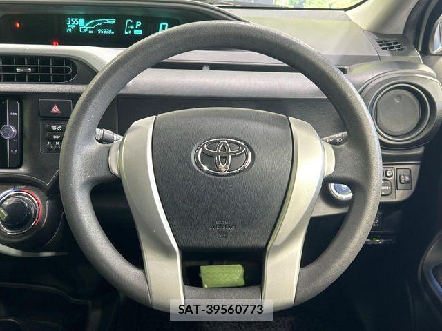 Toyota AQUA 2013-08 4751107-10