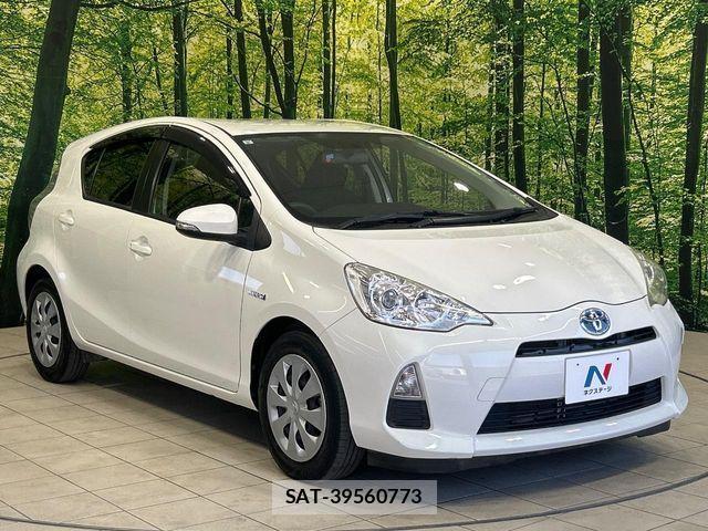 Toyota AQUA 2013-08 4751107-15