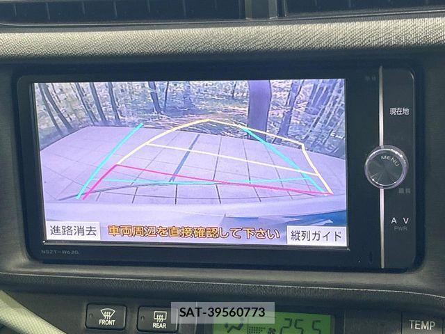 Toyota AQUA 2013-08 4751107-3