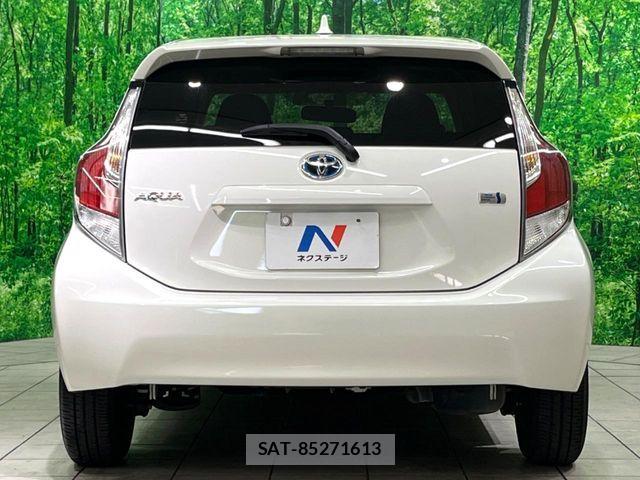 Toyota AQUA 2016-04 4928880-15