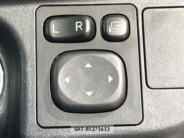 Toyota AQUA 2016-04 4928880-7