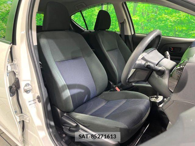 Toyota AQUA 2016-04 4928880-8