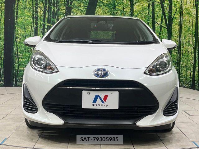 Toyota AQUA 2018-02 4928706-13