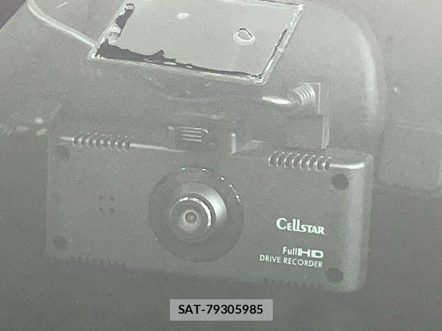 Toyota AQUA 2018-02 4928706-6