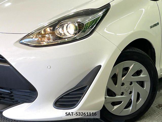 Toyota AQUA 2019-02 5860171-11