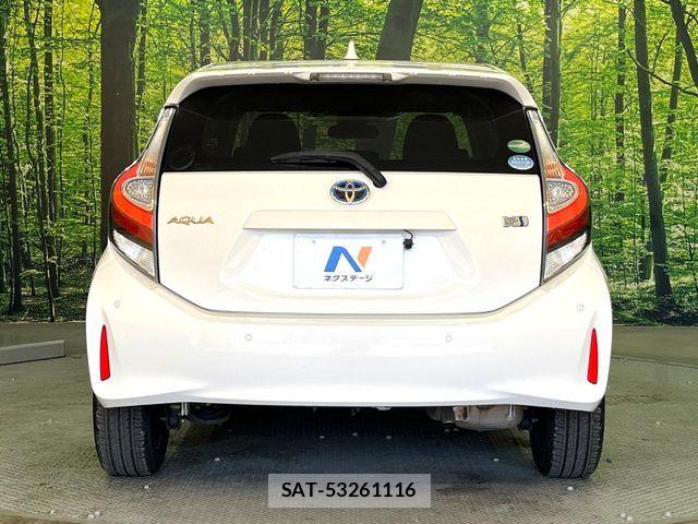 Toyota AQUA 2019-02 5860171-14