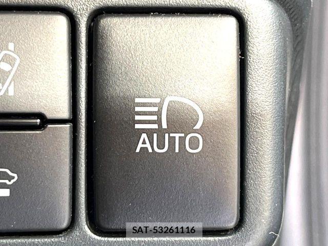 Toyota AQUA 2019-02 5860171-6