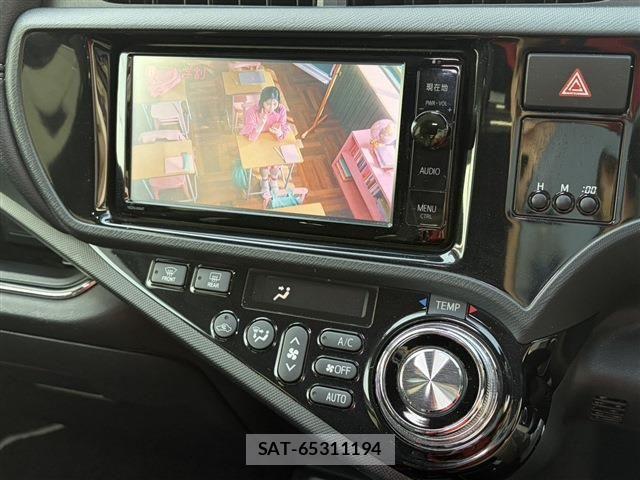 Toyota AQUA 2015-03 5860142-9