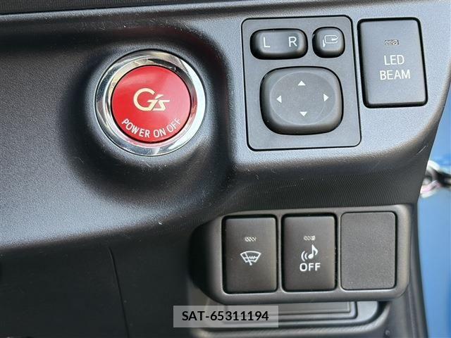 Toyota AQUA 2015-03 5860142-12
