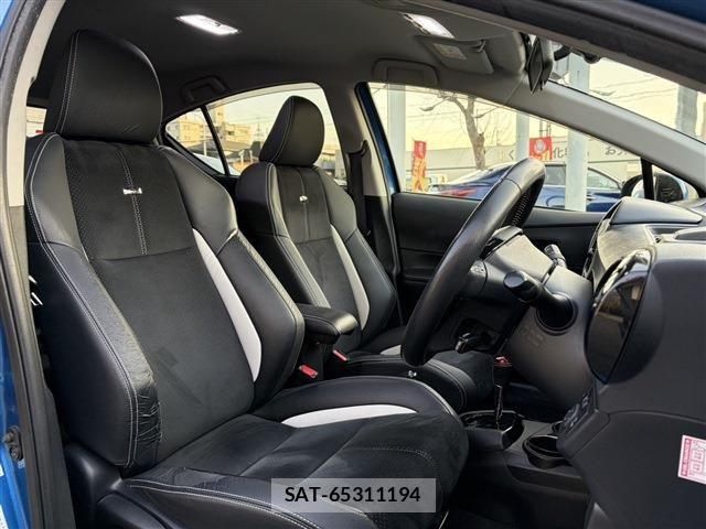 Toyota AQUA 2015-03 5860142-4