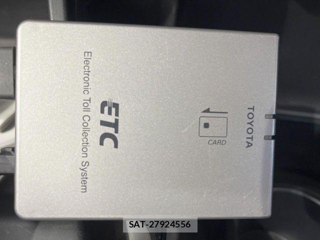 Toyota AQUA 2015-02 5860154-4