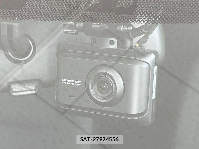 Toyota AQUA 2015-02 5860154-5