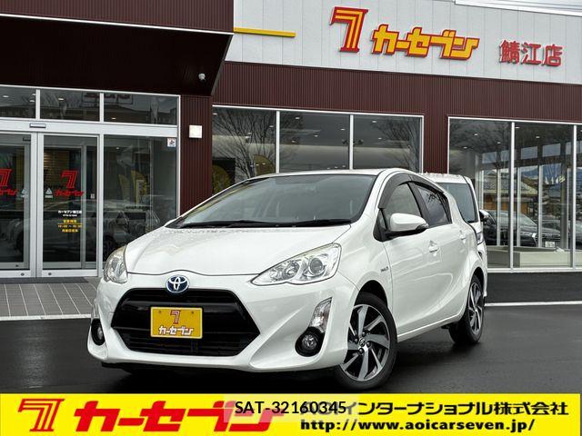 Toyota AQUA 2015-08 5860203-0
