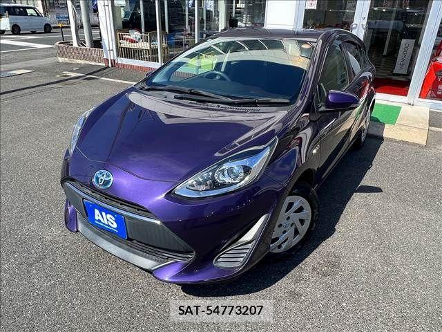 Toyota AQUA 2017-09 5860157-0