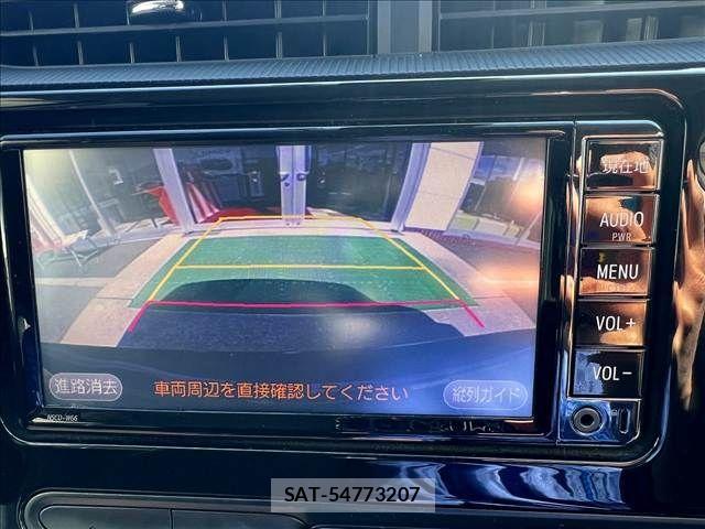 Toyota AQUA 2017-09 5860157-10
