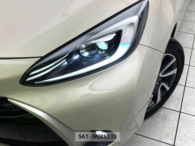 Toyota AQUA 2022-01 5860083-11