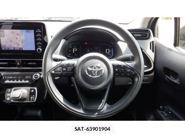 Toyota AQUA 2023-06 5860097-7