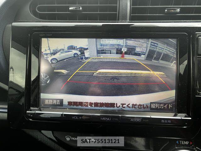 Toyota AQUA 2016-03 5860151-10