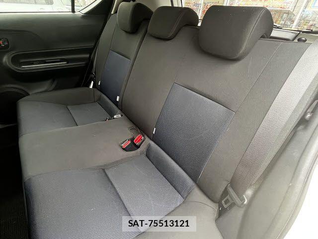 Toyota AQUA 2016-03 5860151-12