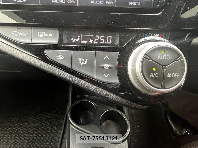 Toyota AQUA 2016-03 5860151-14