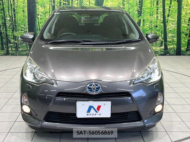 Toyota AQUA 2012-06 5860206-13