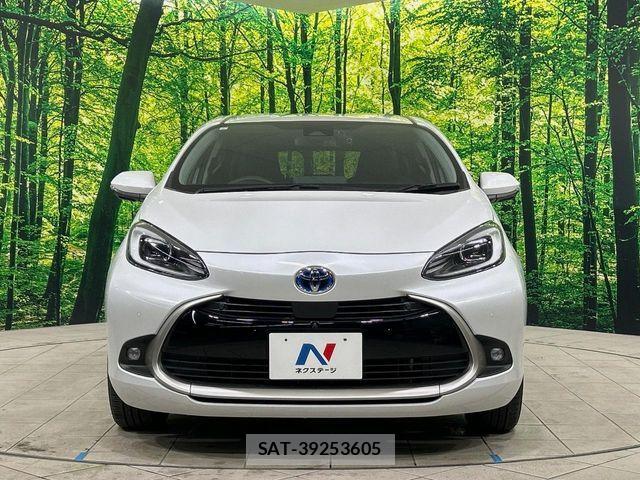 Toyota AQUA 2024-02 5860064-13