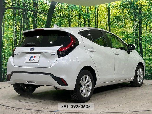 Toyota AQUA 2024-02 5860064-16