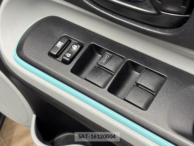Toyota AQUA 2012-01 5860147-8