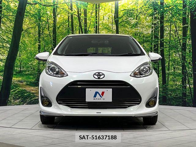 Toyota AQUA 2018-03 5860181-14