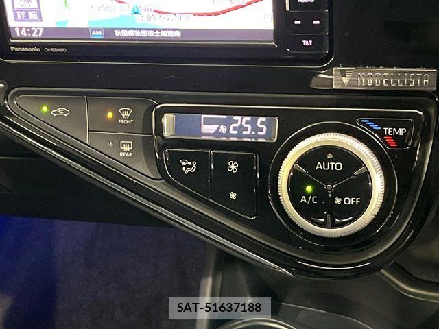 Toyota AQUA 2018-03 5860181-7
