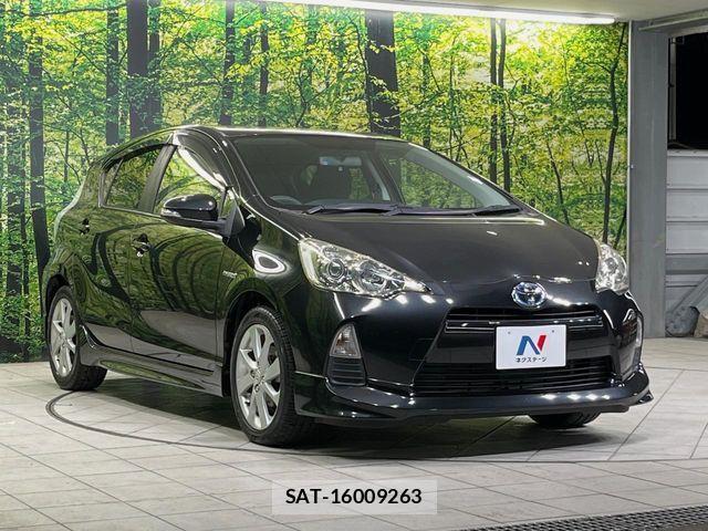 Toyota AQUA 2013-01 5860213-15