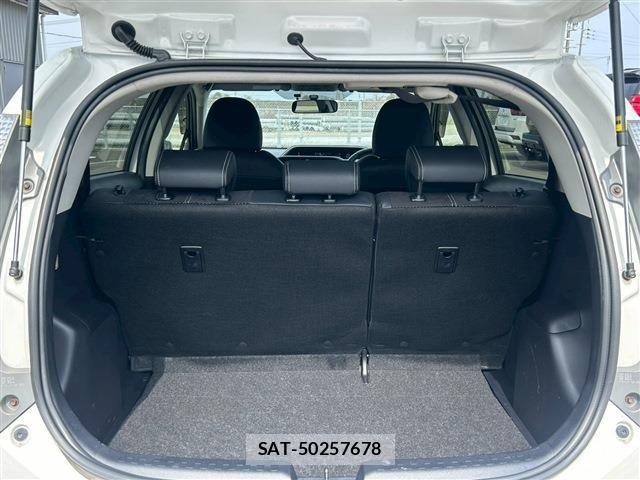 Toyota AQUA 2014-06 5860130-14