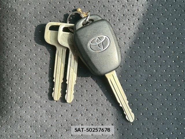 Toyota AQUA 2014-06 5860130-24