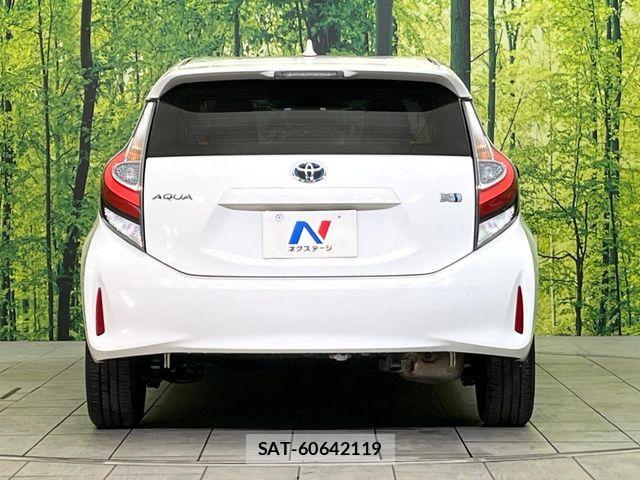 Toyota AQUA 2019-02 5860144-14