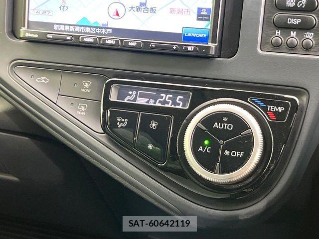 Toyota AQUA 2019-02 5860144-3
