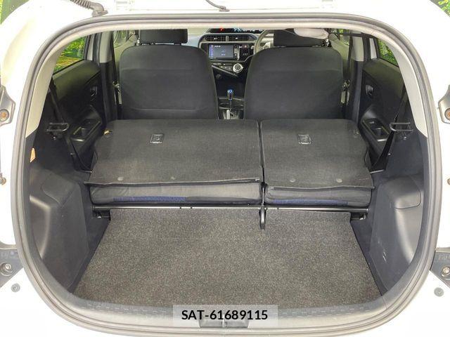 Toyota AQUA 2015-11 6009067-9